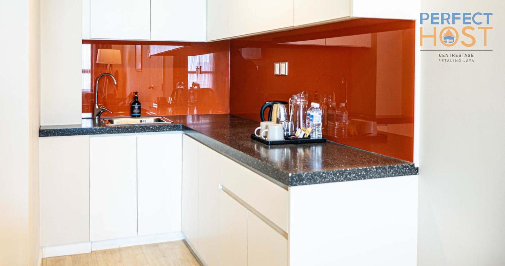 Centrestage By Perfect Host