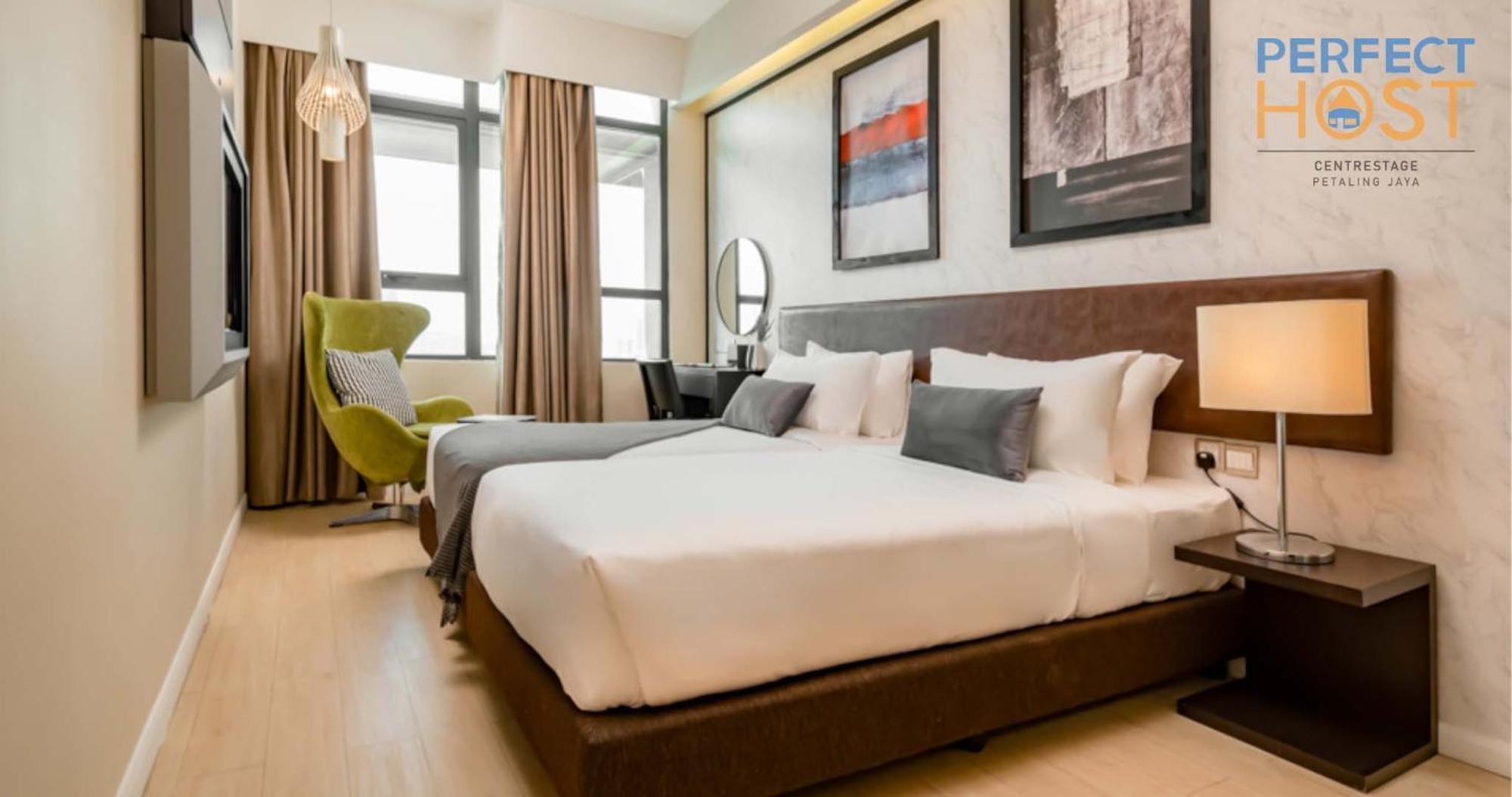 Hotel Centrestage By Perfect Host 5*